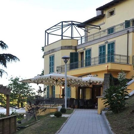 Villa Del Sasso 사소마르코니 외부 사진