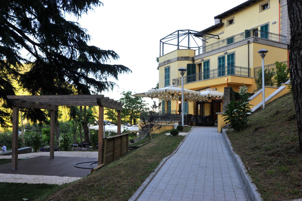 Villa Del Sasso 사소마르코니 외부 사진